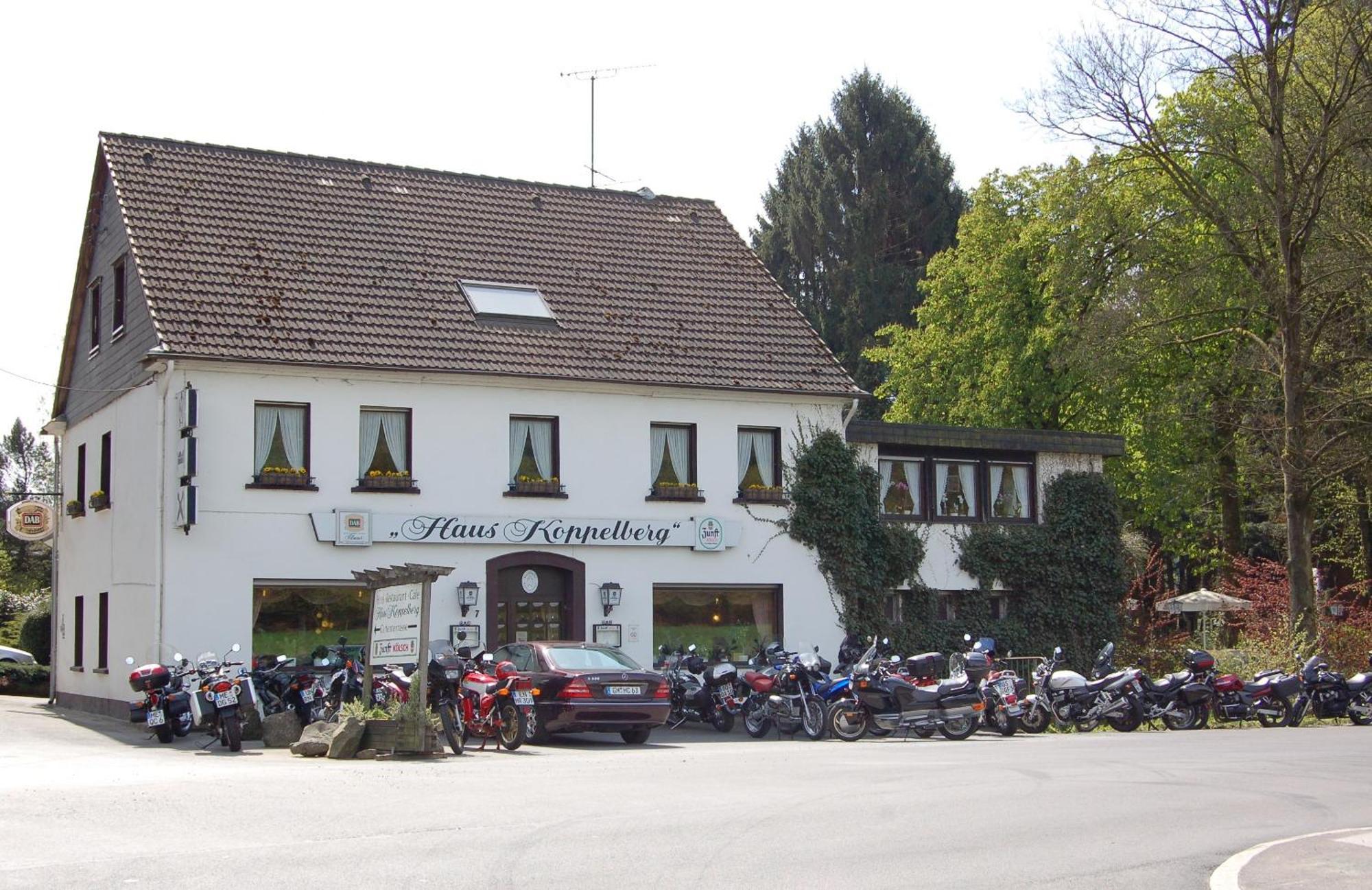 Hotel Haus Koppelberg 비퍼푸스 외부 사진